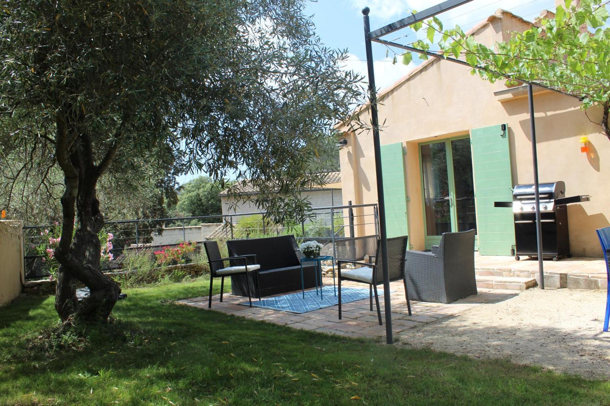 Villa Pierre Blanche Le Calme A 5Mn Du Centre Ville نيم المظهر الخارجي الصورة