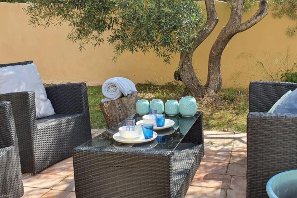 Villa Pierre Blanche Le Calme A 5Mn Du Centre Ville نيم المظهر الخارجي الصورة